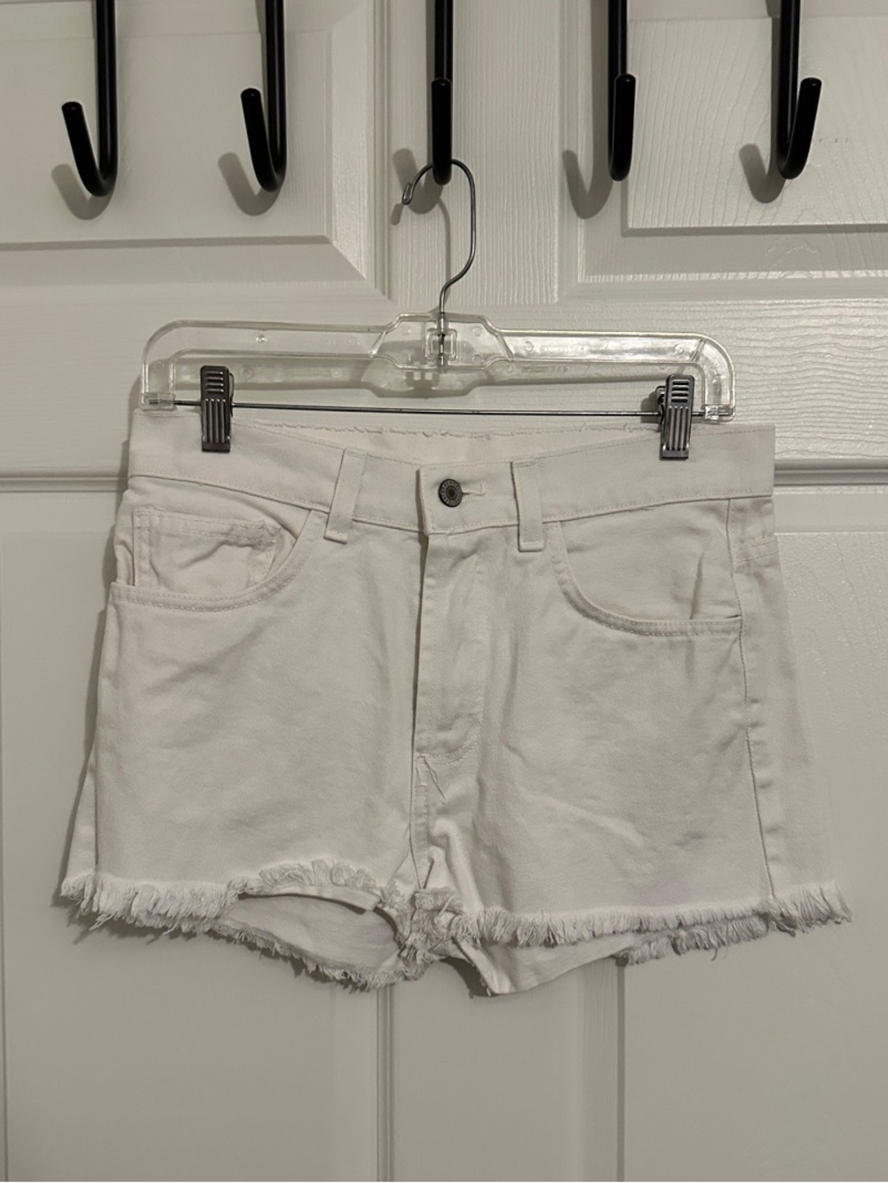 Brandy Melville White Frayed Hem Denim Shorts